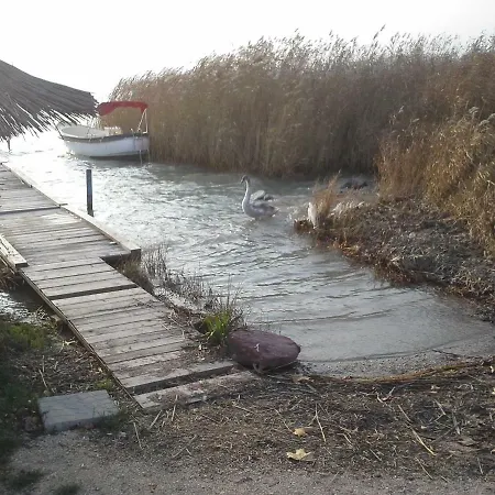 Petofi Sandor Utca 度假居 Balatonfůzfő